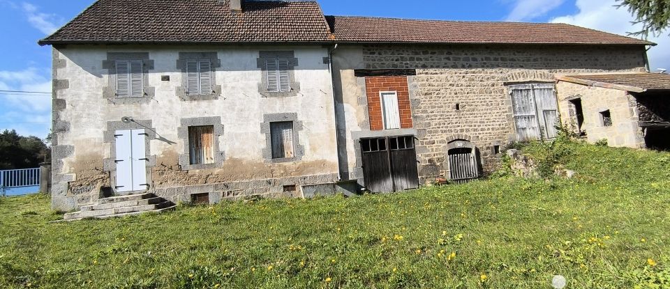 House 8 rooms of 90 m² in Saint-Pardoux-d'Arnet (23260)