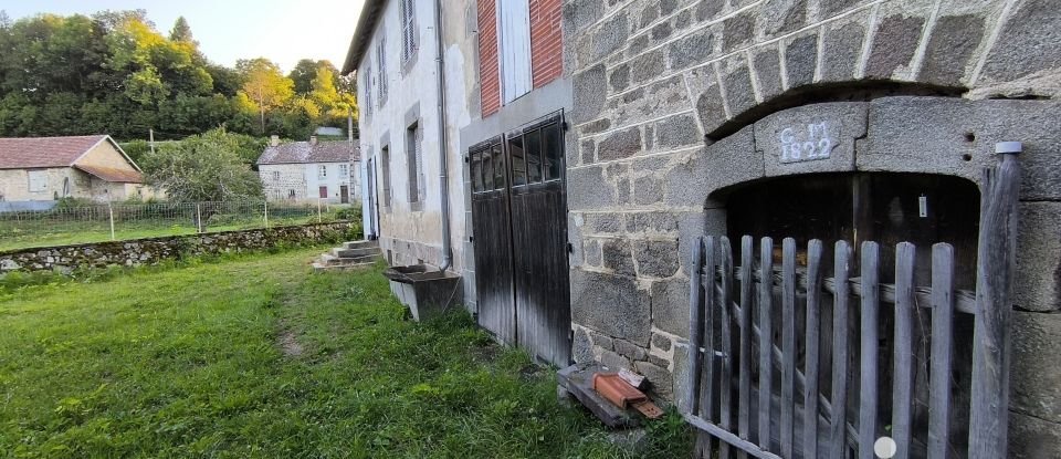 Maison 8 pièces de 90 m² à Saint-Pardoux-d'Arnet (23260)