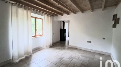 Village house 3 rooms of 94 m² in Beaurières (26310)