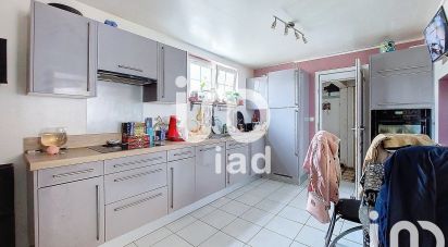 Maison 6 pièces de 142 m² à Folligny (50320)