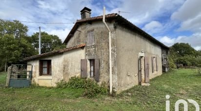 Maison rustique 3 pièces de 57 m² à AIGONDIGNÉ (79370)