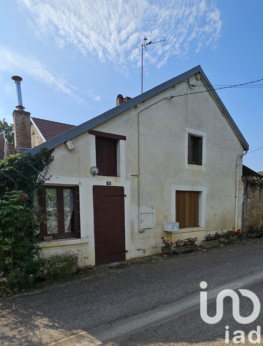 Maison traditionnelle 4 pièces de 90 m² à Le Val-d'Esnoms (52190)