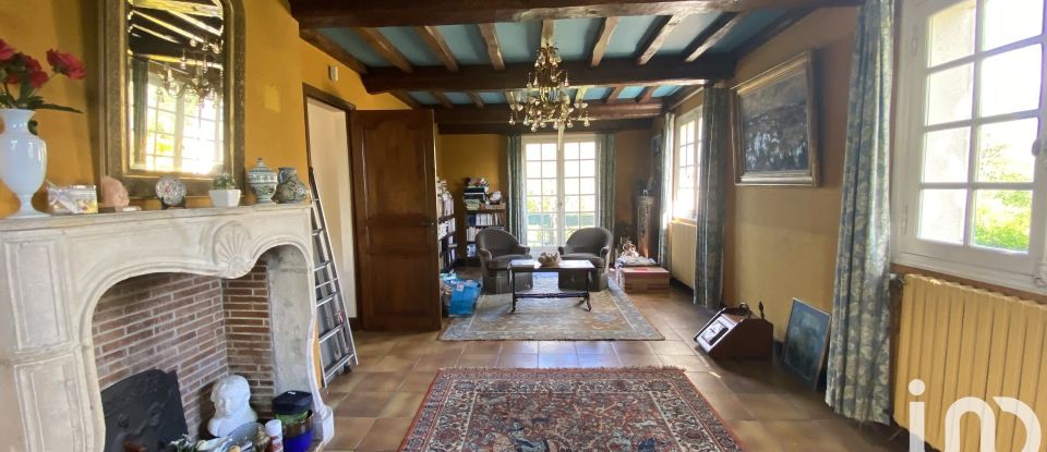 Maison traditionnelle 7 pièces de 195 m² à Port-en-Bessin-Huppain (14520)