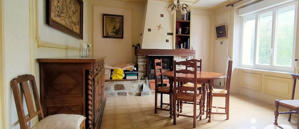 Traditional house 5 rooms of 123 m² in Rouairoux (81240)