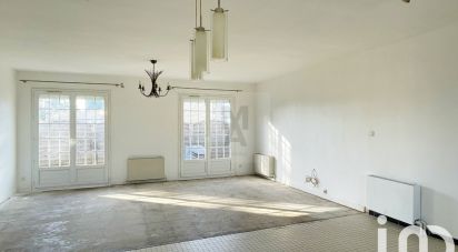 Pavilion 3 rooms of 72 m² in Grandvilliers (60210)