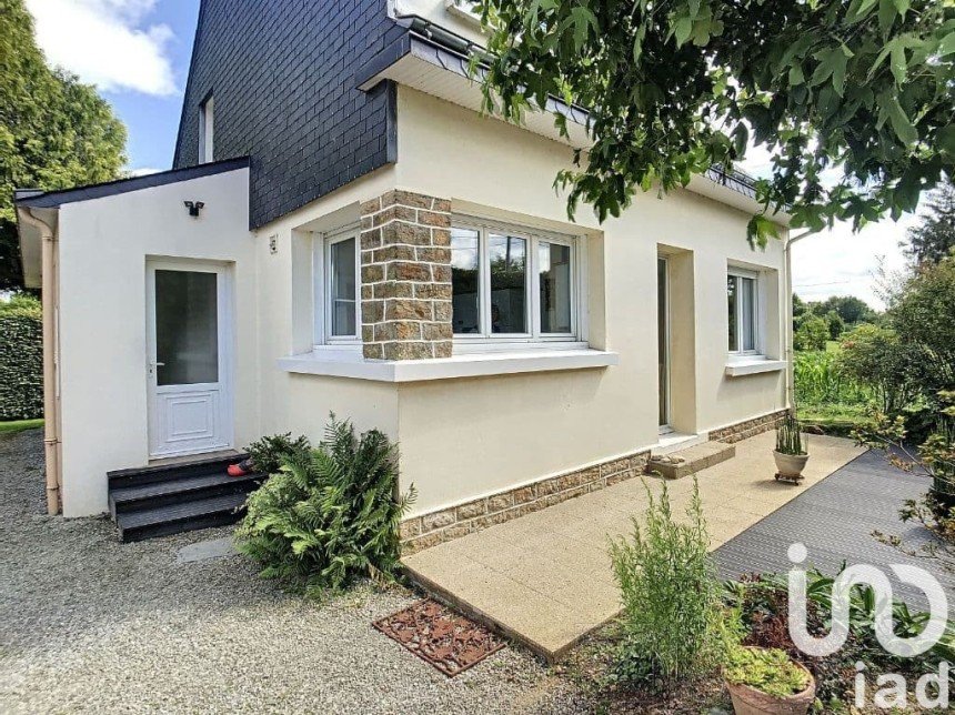 Maison 5 pièces de 112 m² à Leuhan (29390)