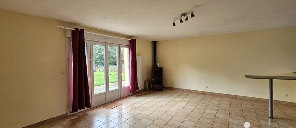 Maison traditionnelle 6 pièces de 116 m² à Lhomme (72340)