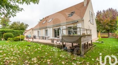 Maison traditionnelle 7 pièces de 172 m² à Servon (77170)