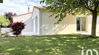 Maison 5 pièces de 120 m² à Aiffres (79230)