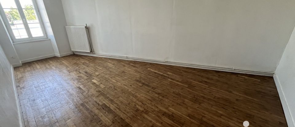 Maison 5 pièces de 137 m² à Clessé (79350)