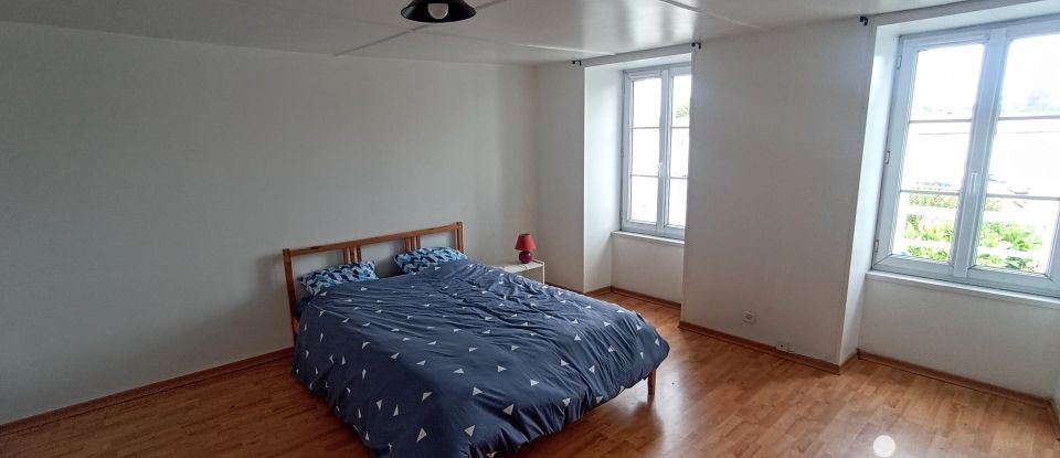 Maison 5 pièces de 137 m² à Clessé (79350)