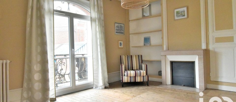 Town house 6 rooms of 152 m² in Montdidier (80500)