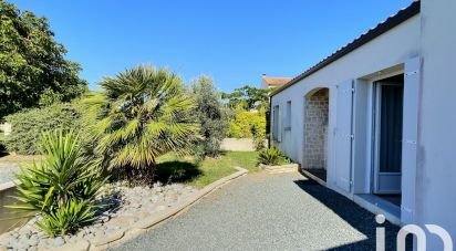 Maison 5 pièces de 100 m² à Saint-Froult (17780)