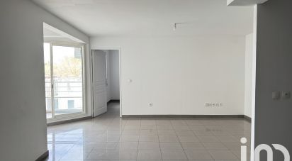 Apartment 3 rooms of 68 m² in Saint-Denis (97490)