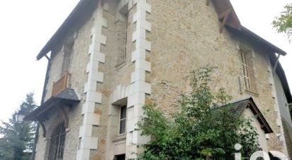 Maison 4 pièces de 82 m² à Loches (37600)