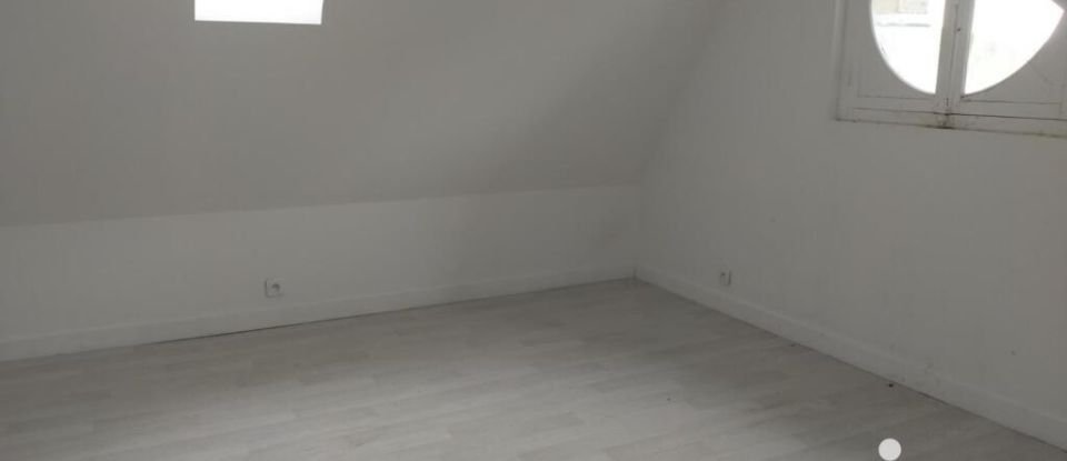 Maison 4 pièces de 82 m² à Loches (37600)