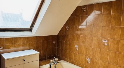 Maison 9 pièces de 165 m² à Plobannalec-Lesconil (29740)