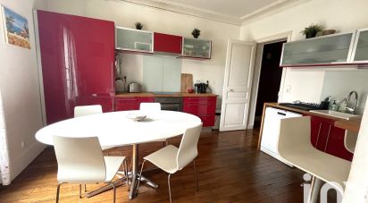 Appartement 2 pièces de 51 m² à Courbevoie (92400)