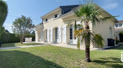 Maison 5 pièces de 157 m² à Lourdes (65100)