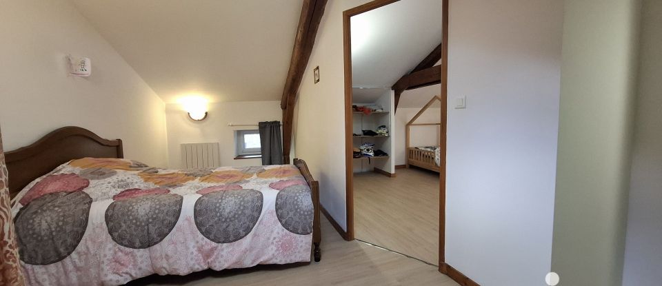 Town house 4 rooms of 140 m² in Saint-Christophe-sur-Dolaison (43370)