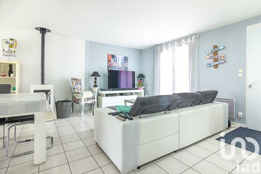 Maison 5 pièces de 108 m² à Saint-André-de-Cubzac (33240)