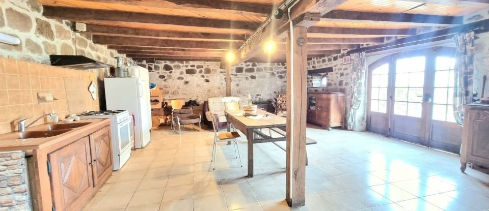 Traditional house 4 rooms of 135 m² in Curemonte (19500)