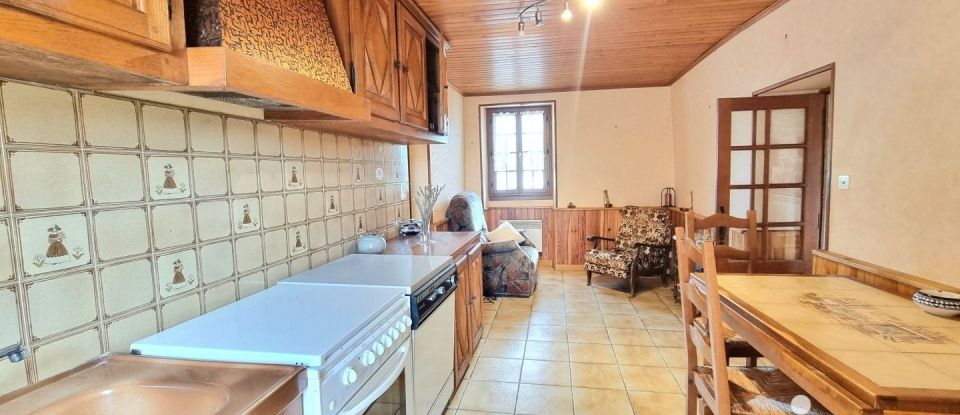 Traditional house 4 rooms of 135 m² in Curemonte (19500)