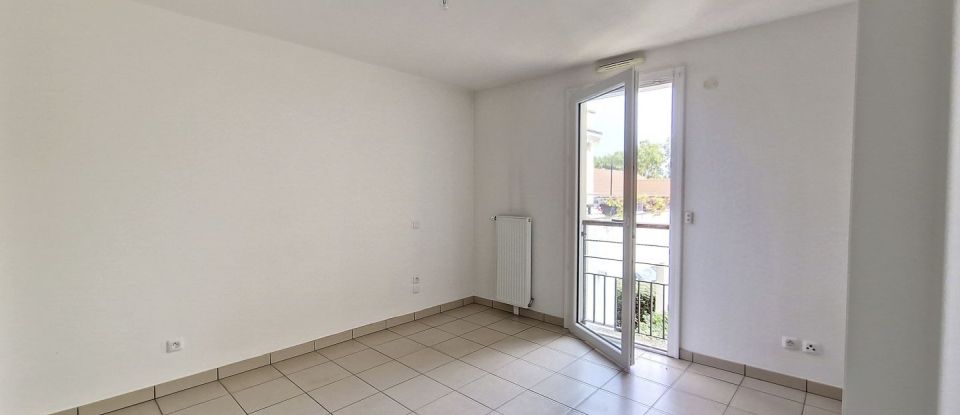 Apartment 2 rooms of 52 m² in Pringy (77310)