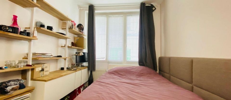 Appartement 4 pièces de 122 m² à Paris (75018)