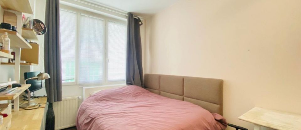 Appartement 4 pièces de 122 m² à Paris (75018)