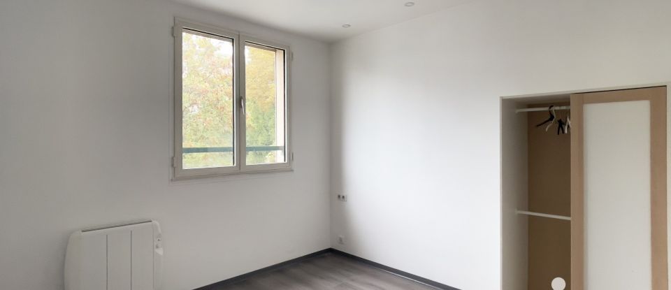 Appartement 2 pièces de 45 m² à Champigny-sur-Marne (94500)