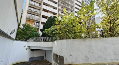 Parking/garage/box de 10 m² à Paris (75020)