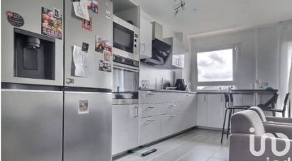 Appartement 4 pièces de 83 m² à Rosny-sous-Bois (93110)