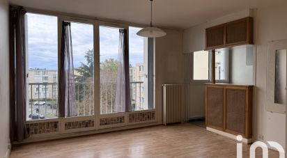 Appartement 1 pièce de 30 m² à Le Plessis-Trévise (94420)