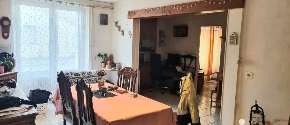 House 5 rooms of 112 m² in Saint-Vincent-Sterlanges (85110)