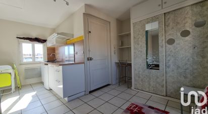 Immeuble de 94 m² à Niort (79000)