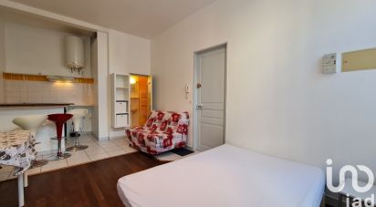 Immeuble de 94 m² à Niort (79000)