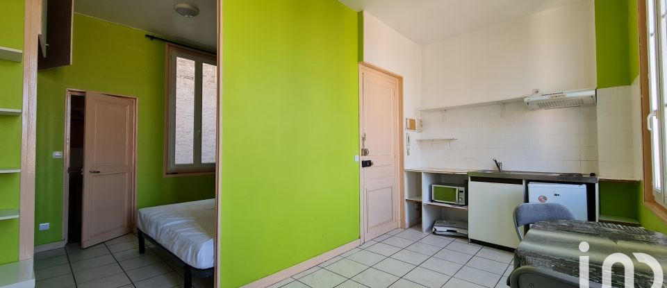 Immeuble de 94 m² à Niort (79000)