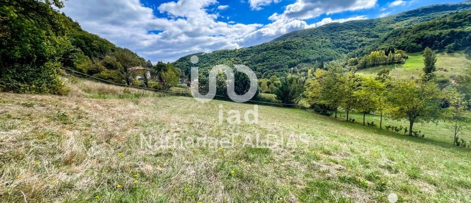 Land of 11,020 m² in Versols-et-Lapeyre (12400)