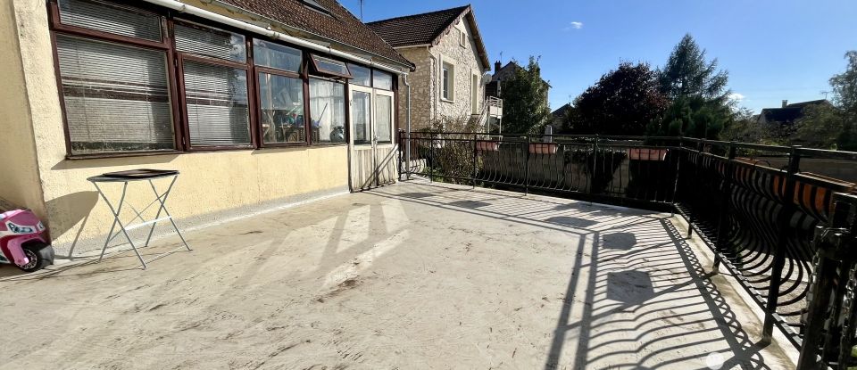 Maison 6 pièces de 101 m² à Champagne-sur-Seine (77430)