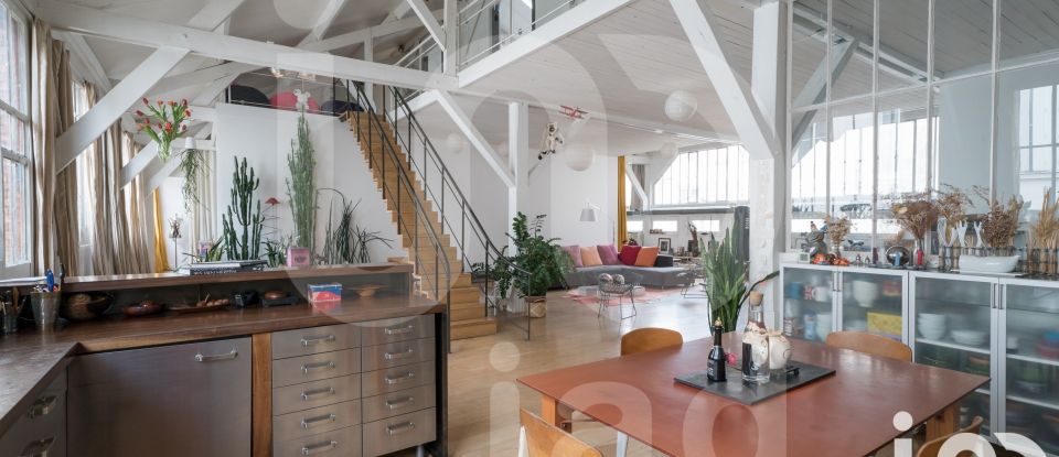 Loft 7 pièces de 352 m² à Paris (75010)