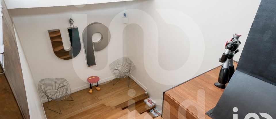 Loft 7 pièces de 352 m² à Paris (75010)