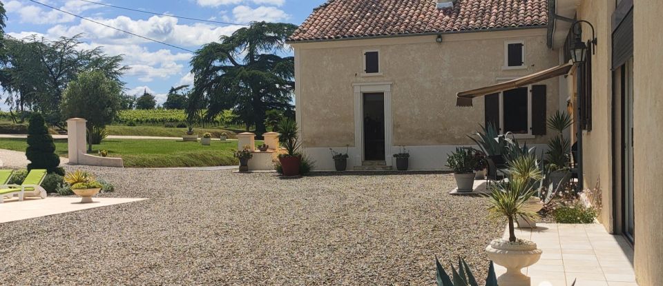 Domaine 255 pièces de 413 m² à Bourrouillan (32370)