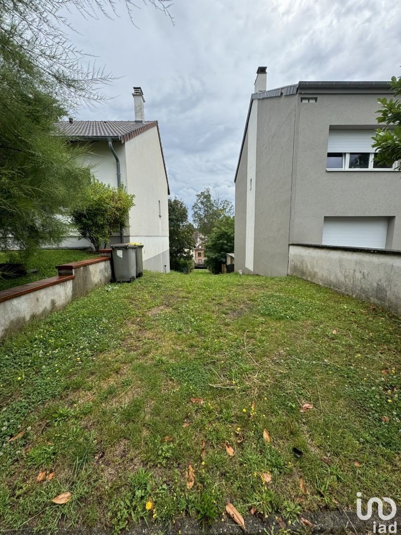 Building in Creutzwald (57150) of 413 m²