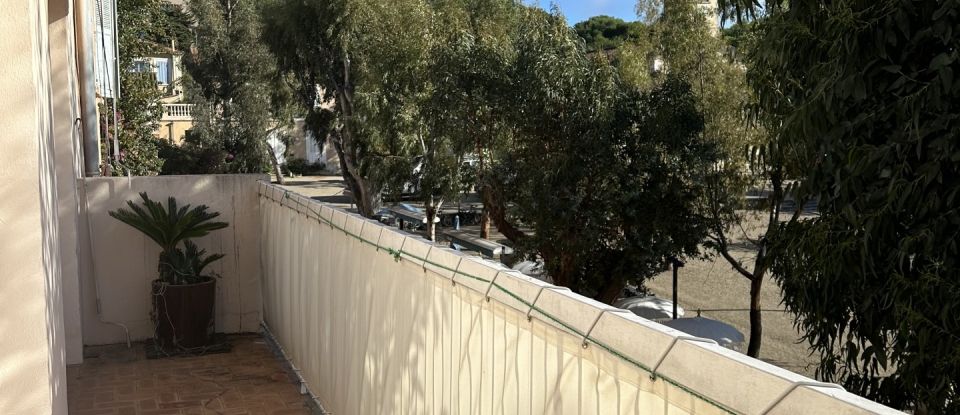 Appartement 4 pièces de 74 m² à Hyères (83400)