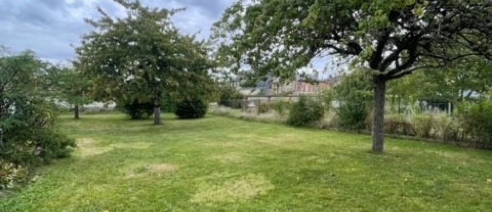 Traditional house 3 rooms of 80 m² in Caudebec-lès-Elbeuf (76320)