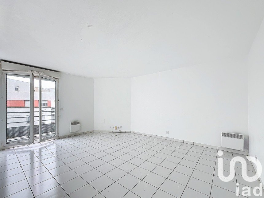 Appartement 2 pièces de 49 m² à Orly (94310)