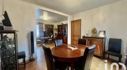 Traditional house 8 rooms of 135 m² in Le Kremlin-Bicêtre (94270)