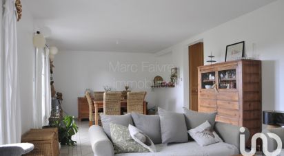 Maison 8 pièces de 154 m² à Mont-près-Chambord (41250)