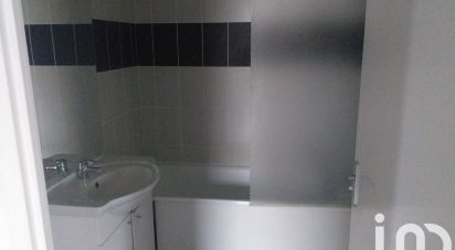 Apartment 3 rooms of 63 m² in Douai (59500)